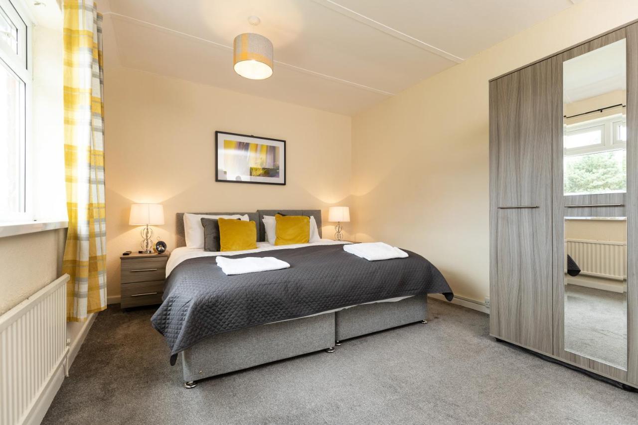 Taylor House Contractors Welcome Off Street Parking For Vans Durham Eksteriør bilde